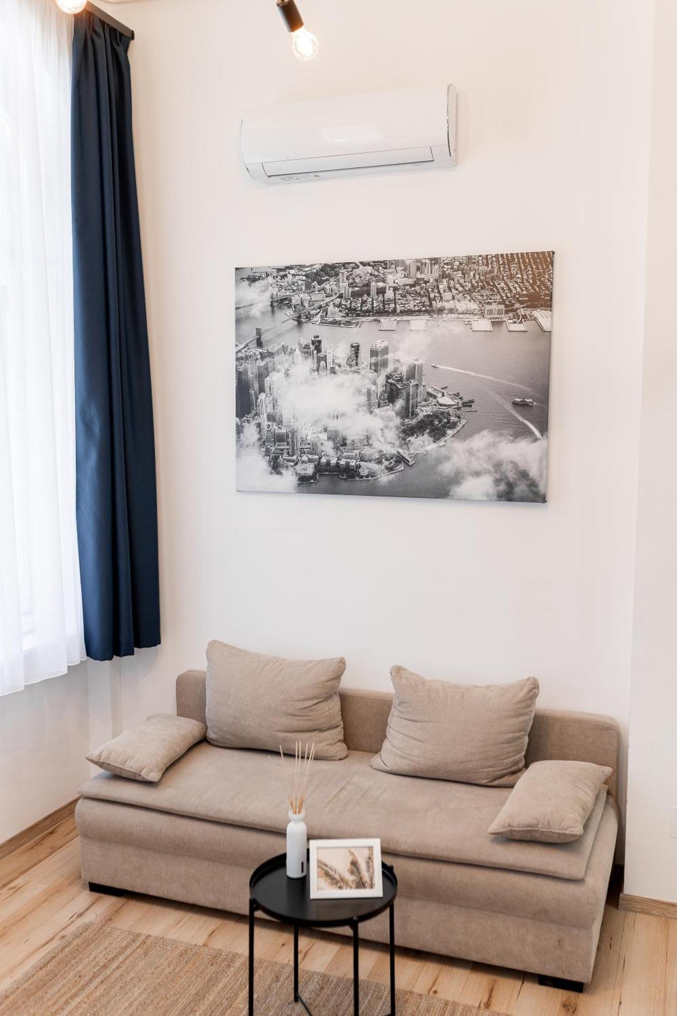 Downtown Double Deluxe Apartament